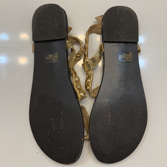 Gold Steve Madden Sandals Size 9 - Picture 2 of 2